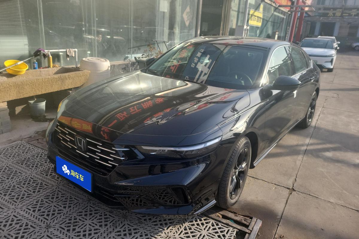 二手雅阁 2025款 锐·T动 260TURBO 豪华版图片1