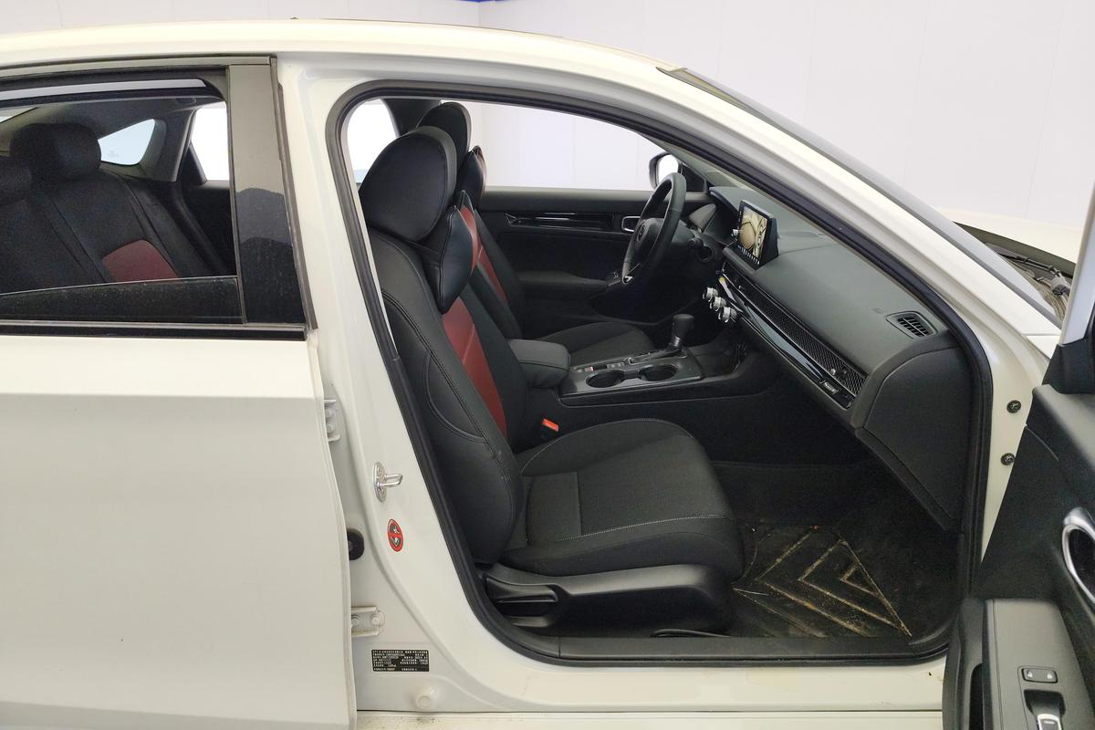 二手思域 2023款 240TURBO CVT劲势版图片6