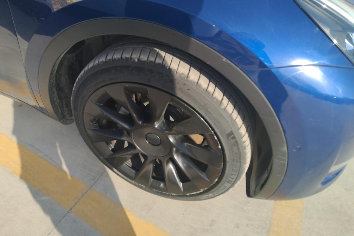 二手Model Y 2021款 长续航全轮驱动版图片5