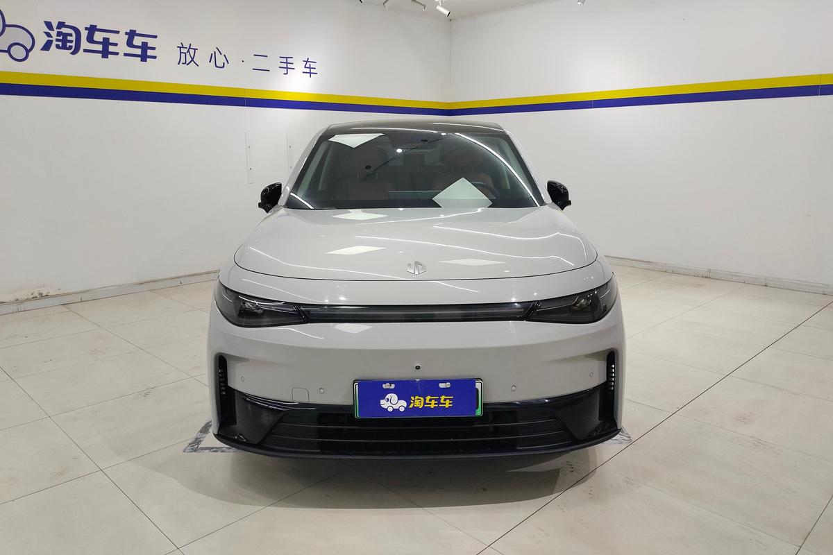 二手零跑C10 2024款 纯电版 530智享版图片3