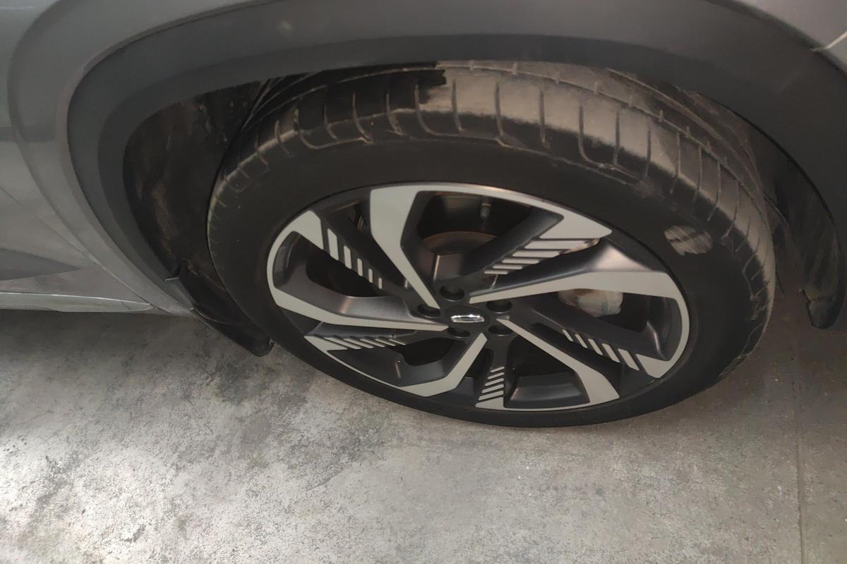 二手星越L 2021款 2.0TD 高功自动四驱旗舰型图片5