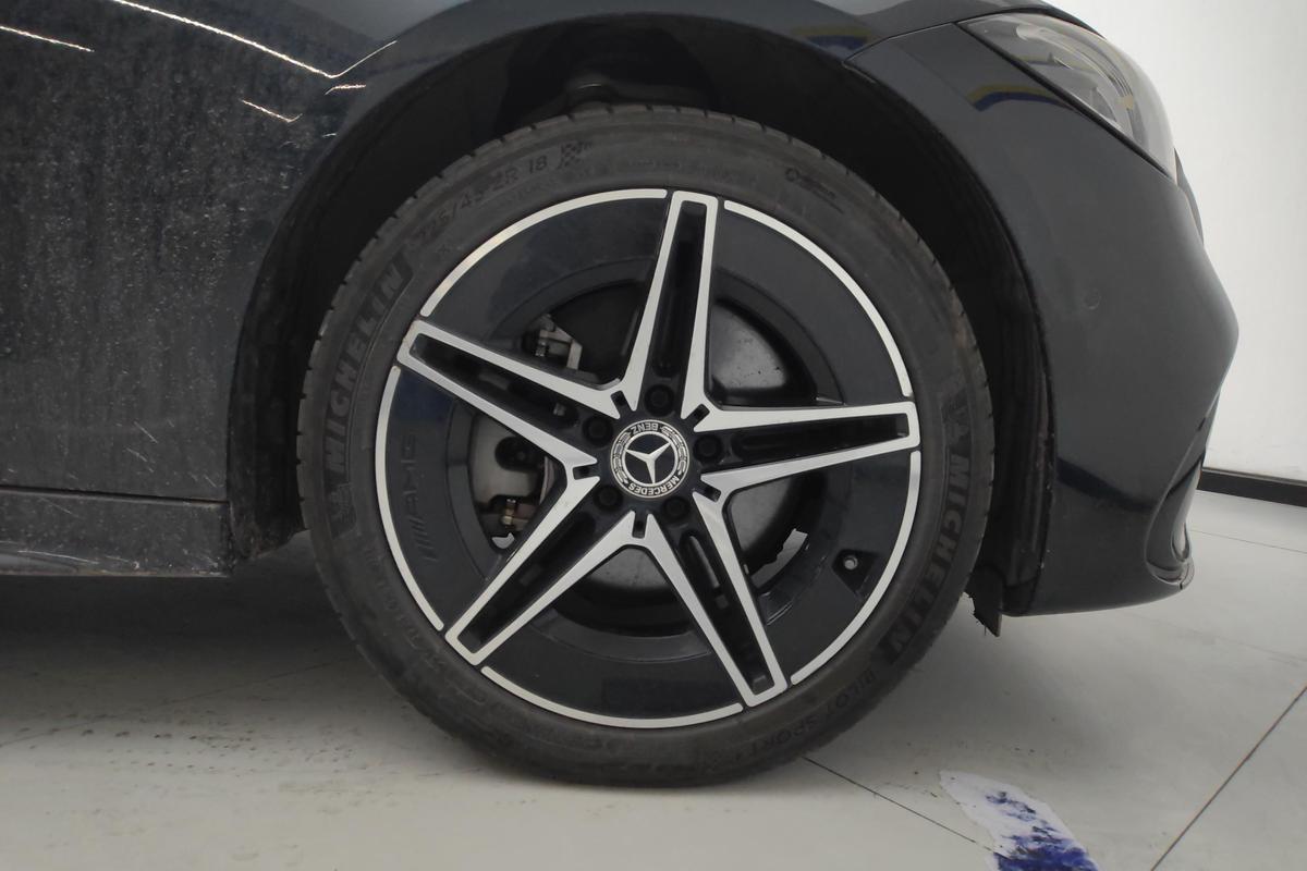 二手奔驰C级 2023款 改款 C 260 L 皓夜运动版图片5