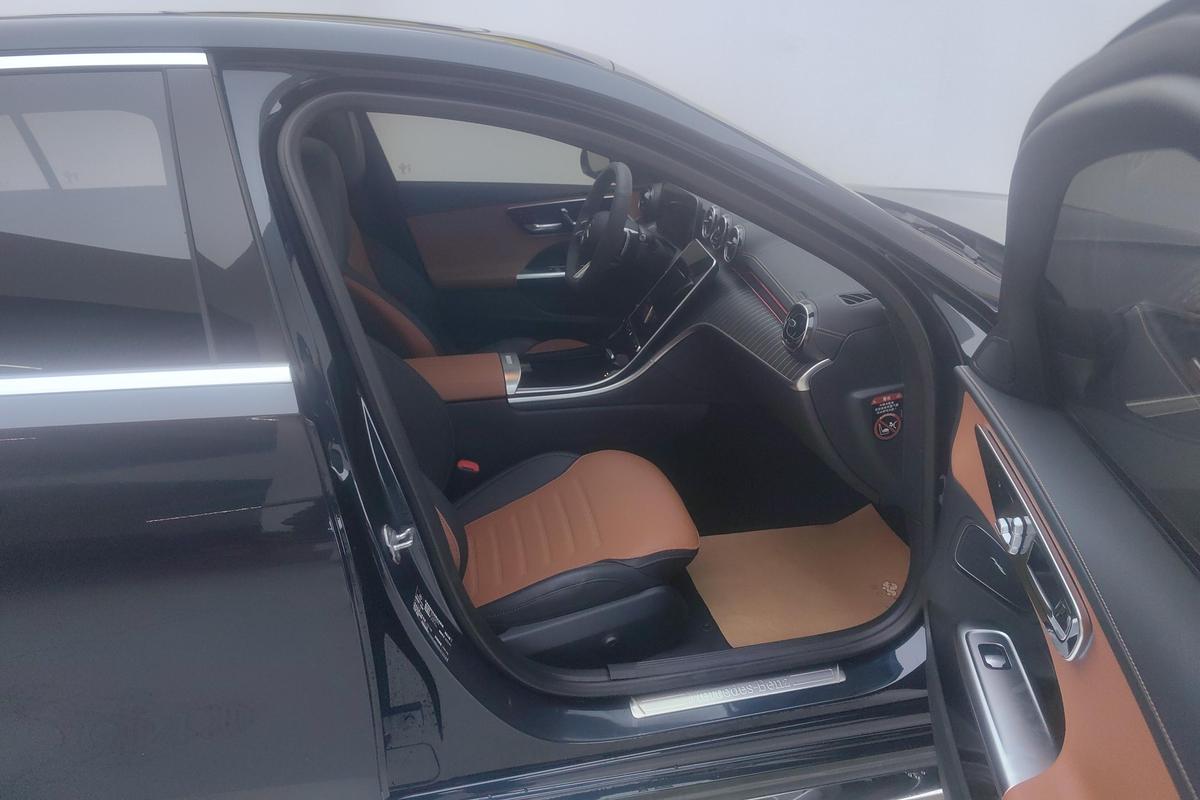 二手奔驰C级 2022款 C 200 L 运动版图片6