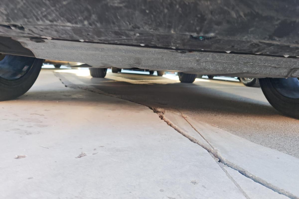 二手博越L 2023款 1.5TD DCT尊贵型图片4