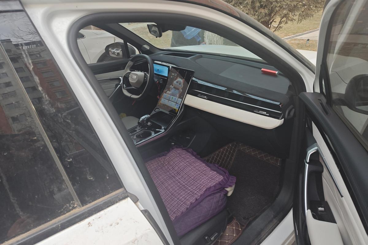 二手博越L 2023款 1.5T 雷神Hi·F Super睿图片6