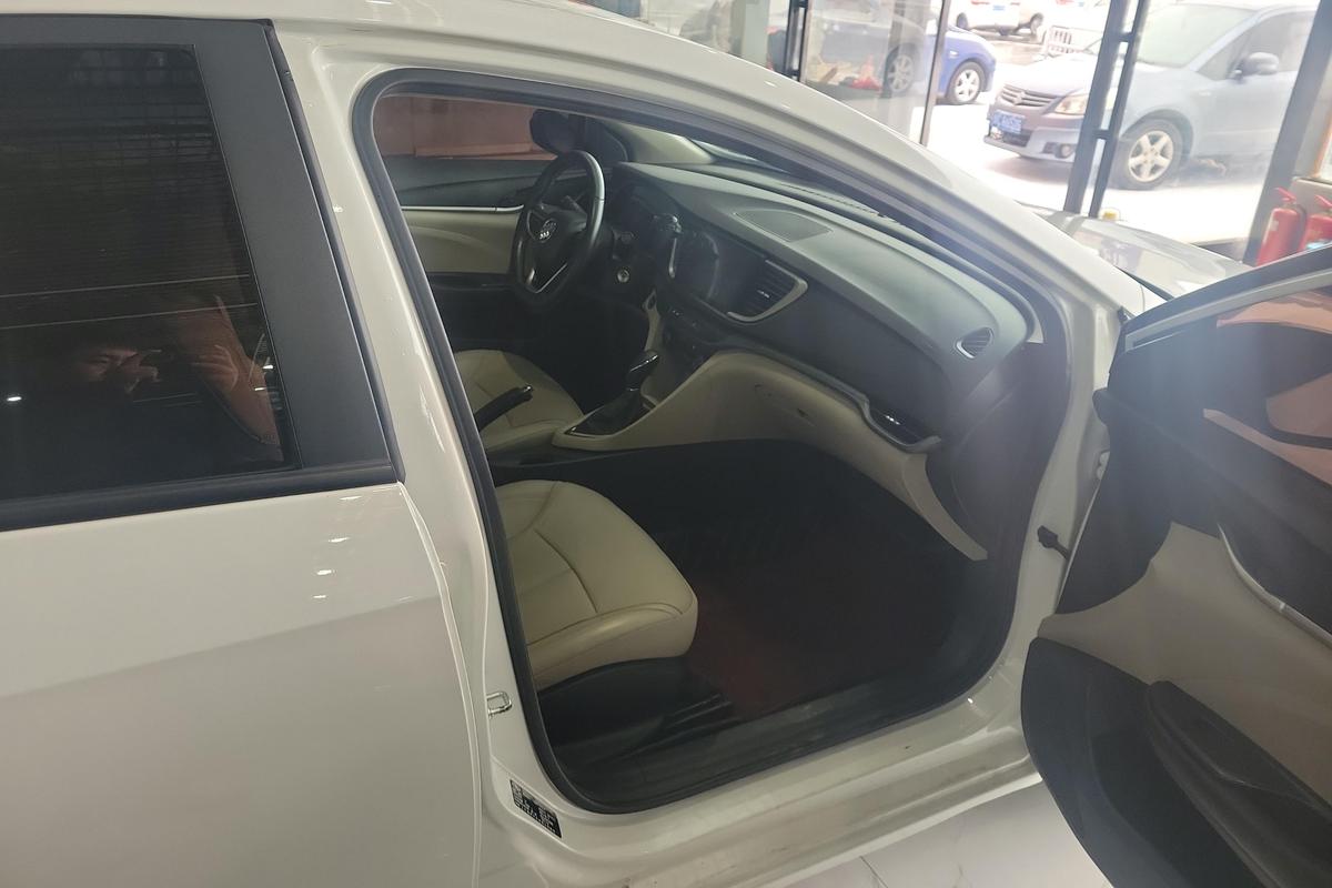 二手英朗 2018款 15T 双离合精英型 国V图片6