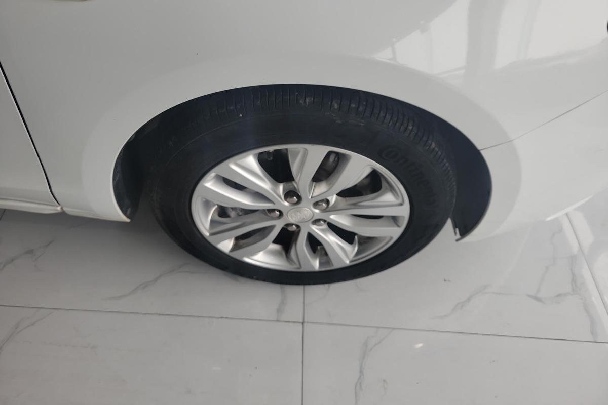 二手英朗 2018款 15T 双离合精英型 国V图片5