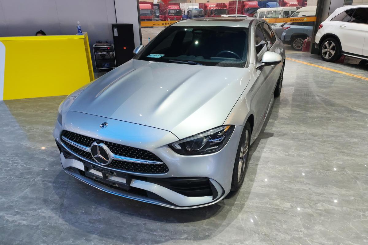 二手奔驰C级 2022款 改款 C 200 L 运动版图片1