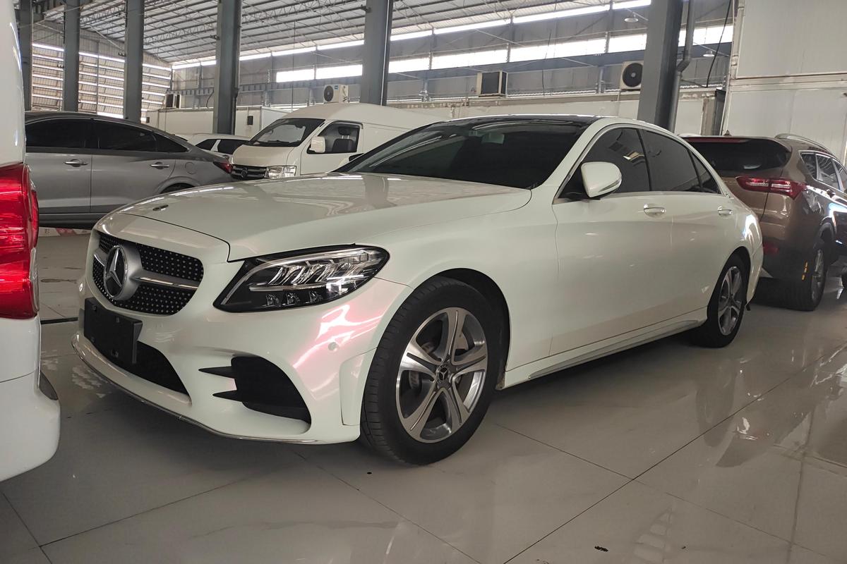 二手奔驰C级 2019款 改款 C 260 L 运动版图片1