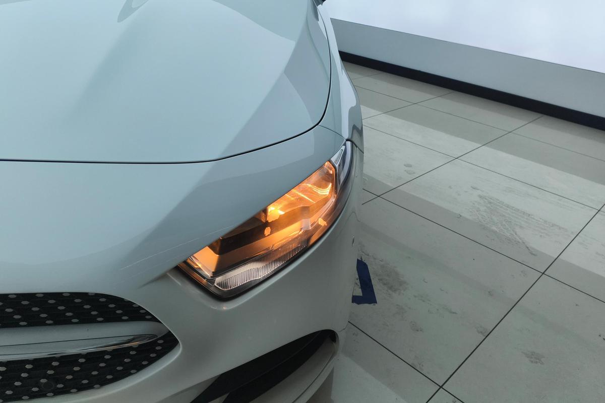 二手奔驰A级 2019款 A 180 L 运动轿车图片2