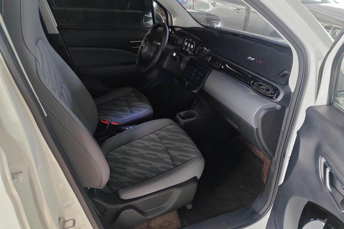 二手零跑T03 2025款 310舒享版图片6