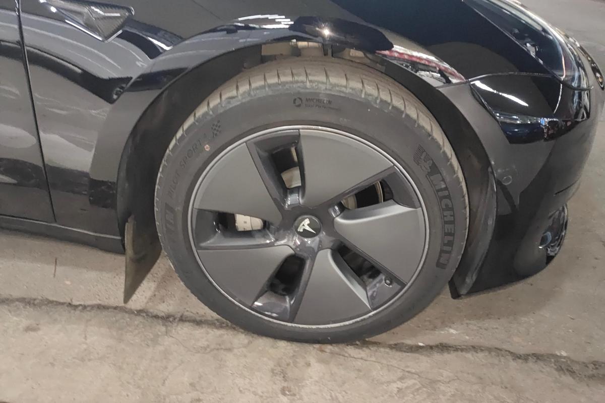 二手Model 3 2022款 后轮驱动版图片5