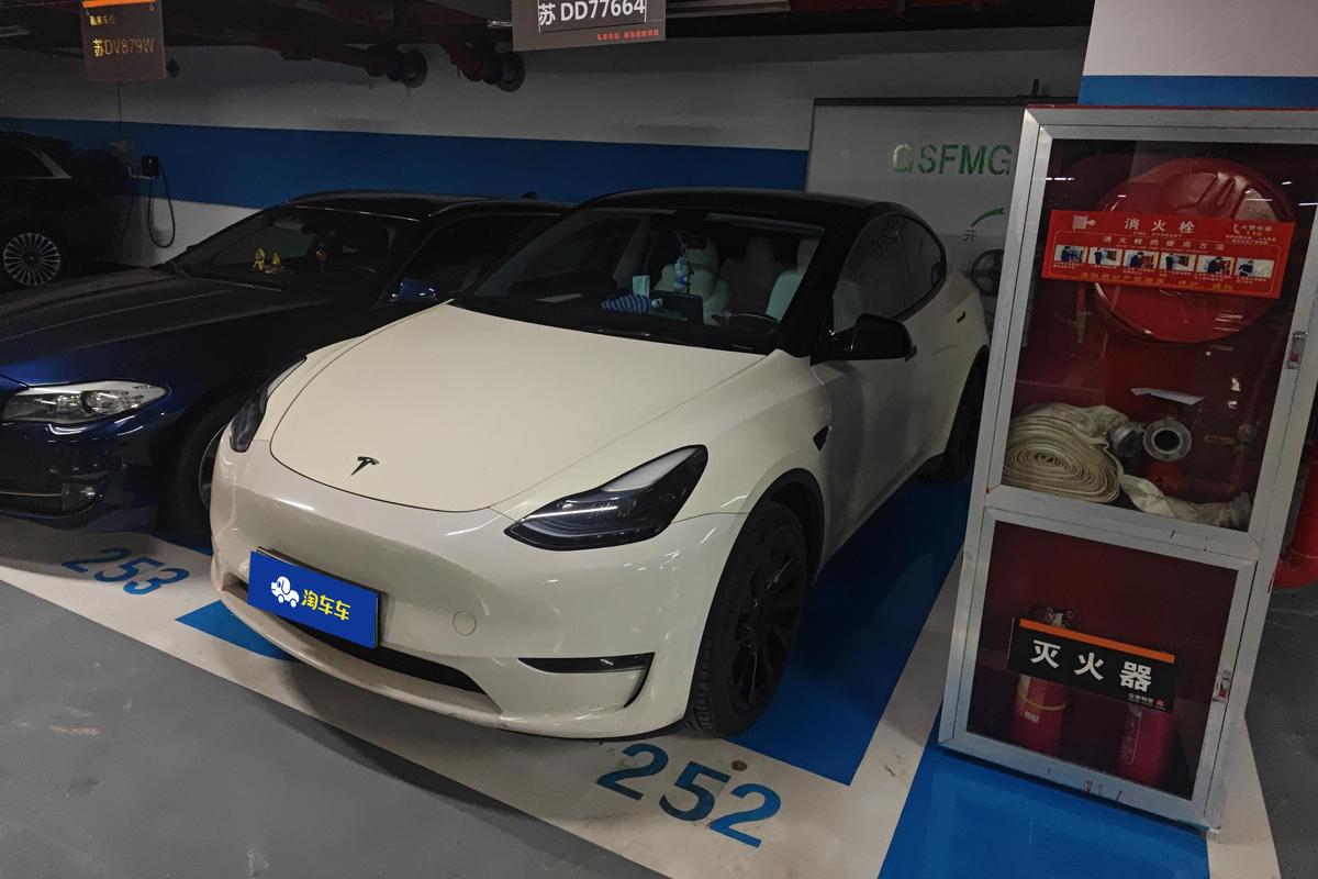 二手Model Y 2022款 改款 长续航全轮驱动版图片1