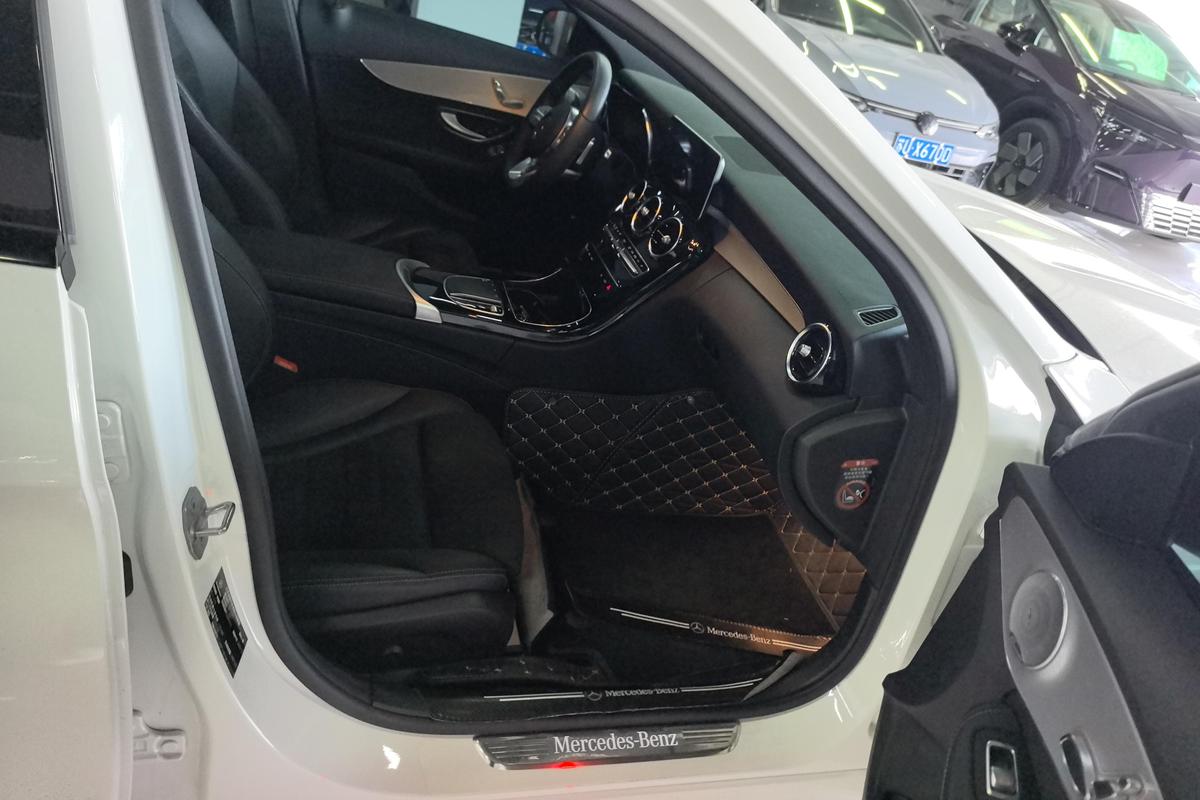 二手奔驰C级 2021款 C 260 星耀臻藏版图片6