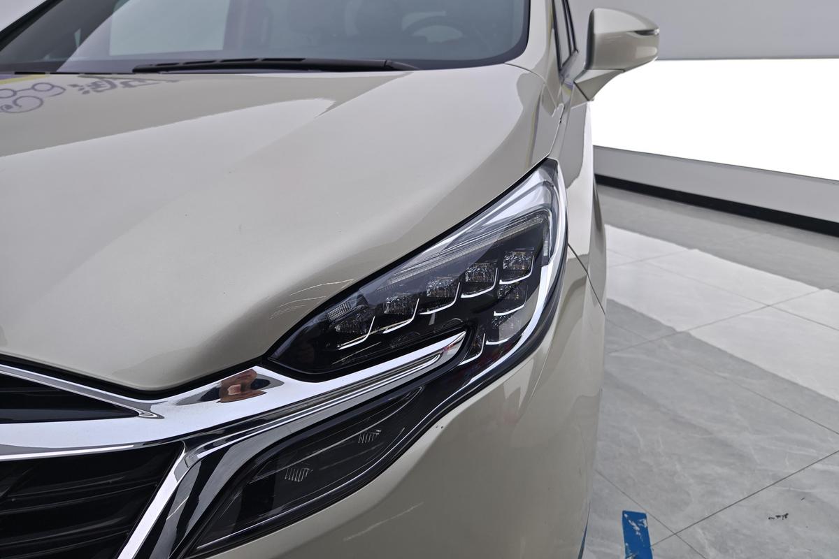 二手别克GL8 2021款 ES陆尊 653T 尊享型图片2