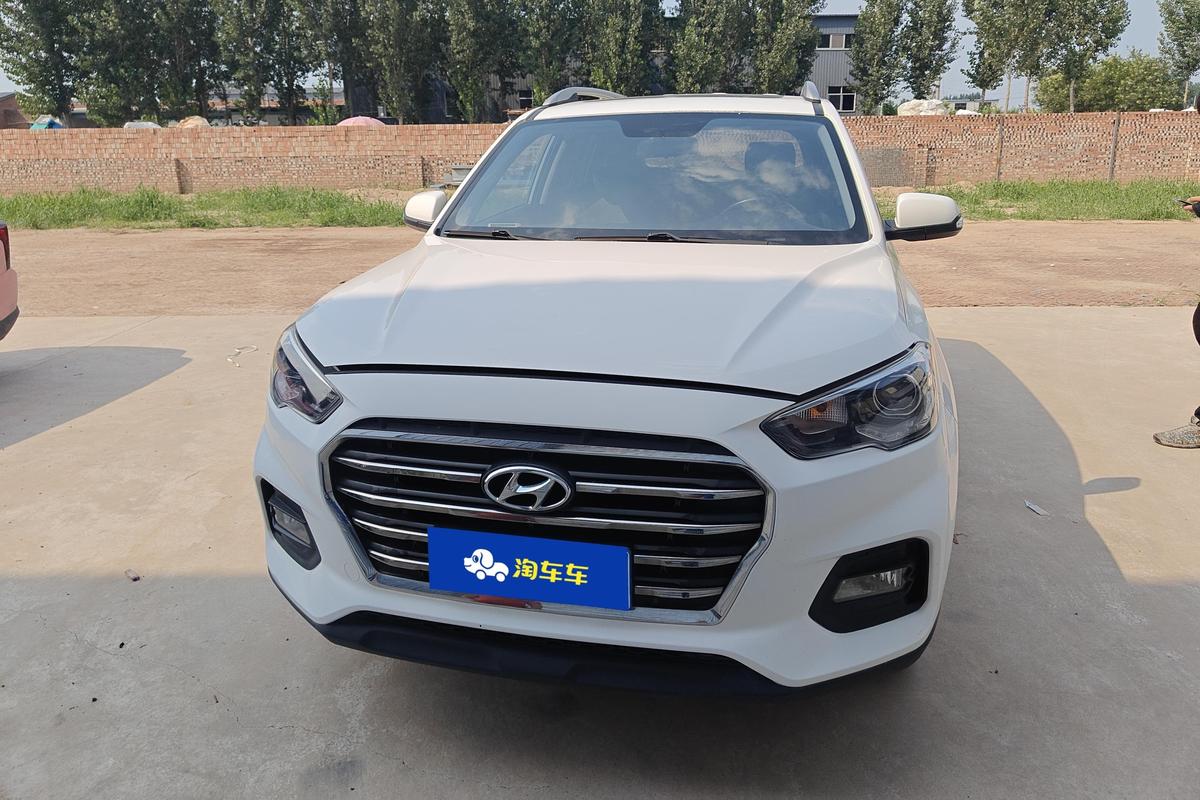 二手现代ix35 2018款 2.0L 自动两驱智勇·畅享版图片3