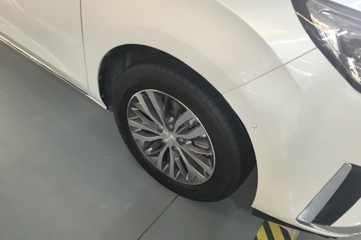 二手别克GL8 2023款 ES陆尊 2.0T 尊享型图片5