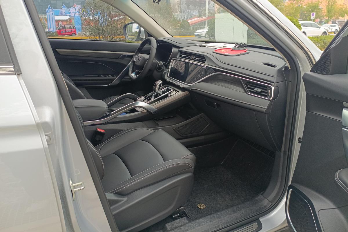 二手博越 2020款 1.8TD DCT智慧PRO图片6