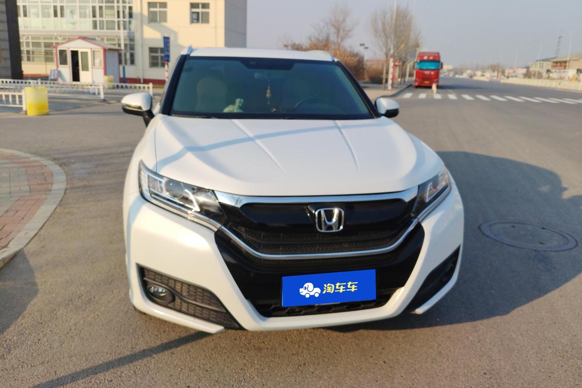 二手本田UR-V 2017款 240TURBO 两驱经典版 国V图片3