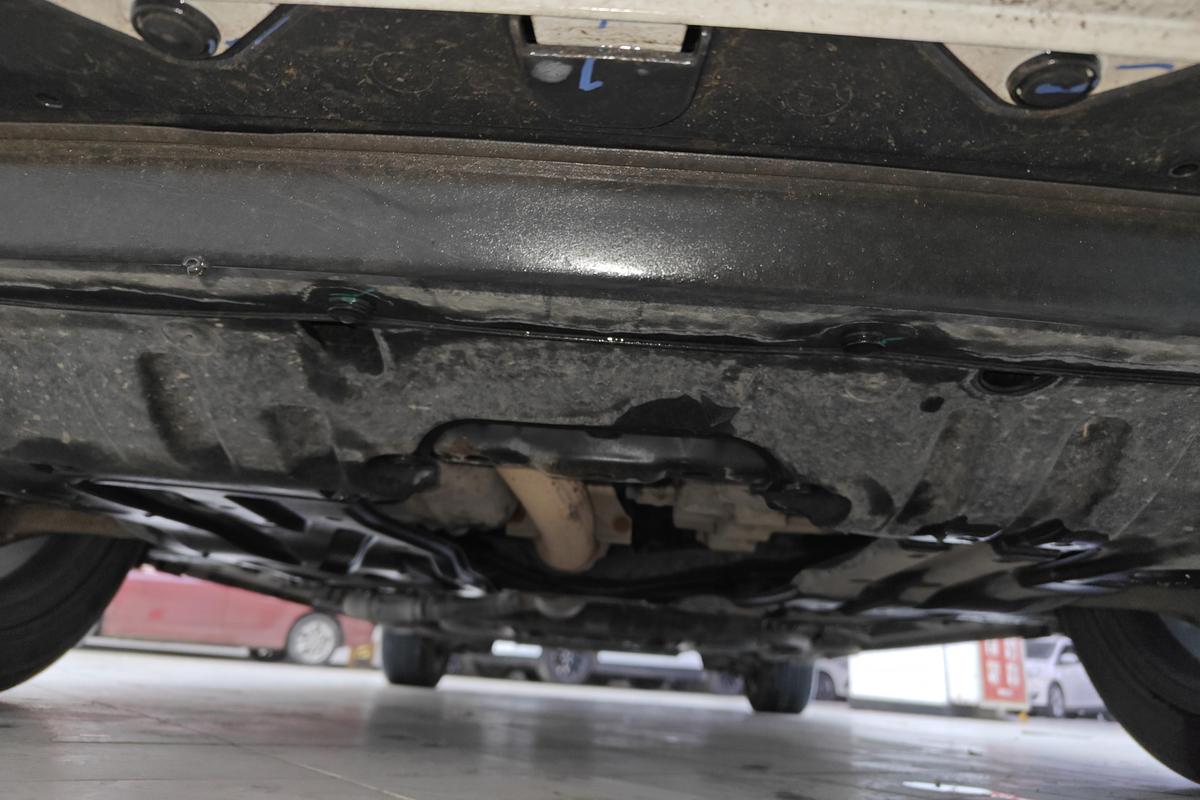 二手艾力绅 2022款 2.0L 混动豪华先享版图片4