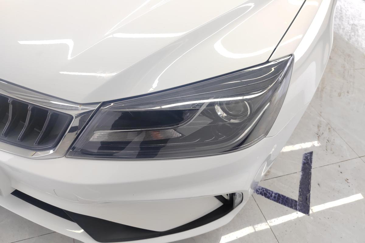 二手帝豪 2021款 UP 1.5L CVT豪华型图片2