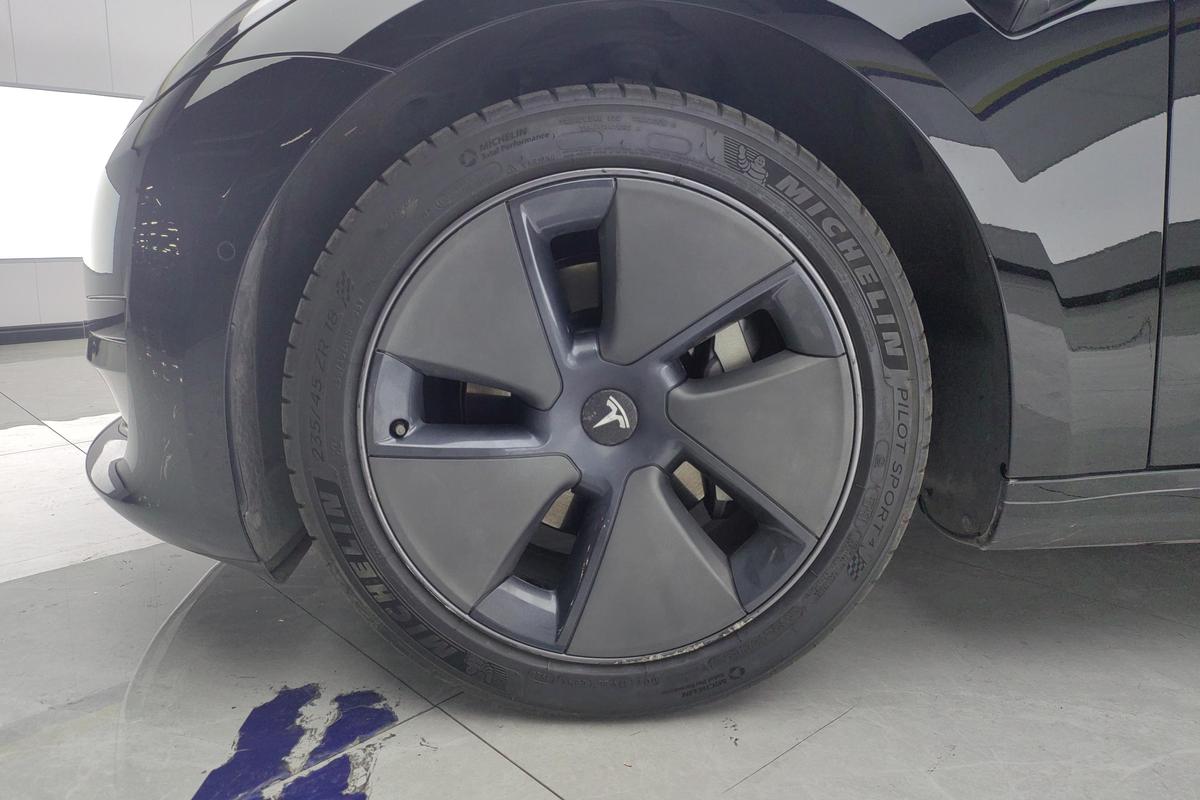 二手Model 3 2022款 后轮驱动版图片5