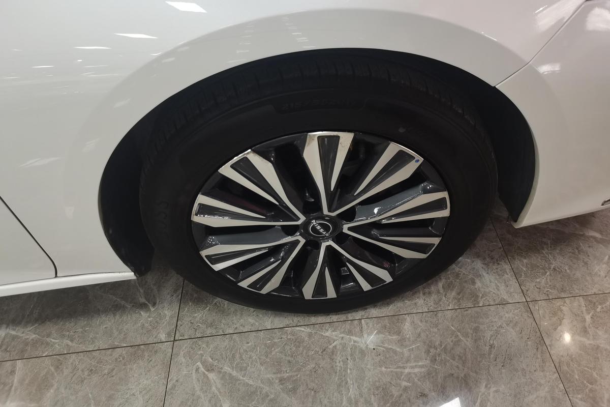 二手天籁 2022款 2.0L XL-TLS 悦享版图片5