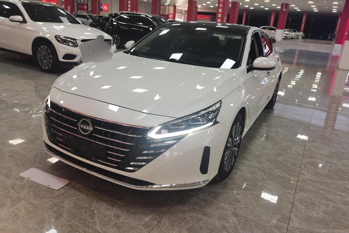 二手天籁 2022款 2.0L XL-TLS 悦享版图片1