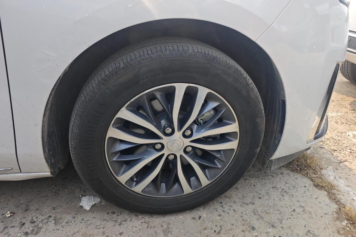 二手别克GL8 2022款 ES陆尊 653T 舒适型图片5