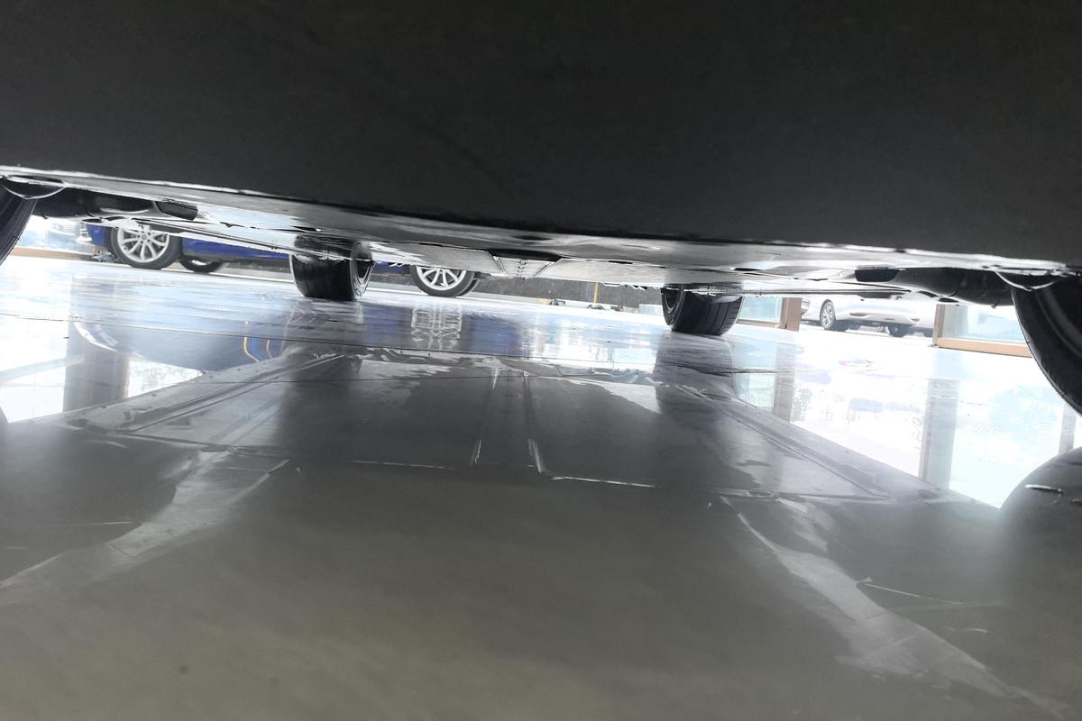 二手Model Y 2022款 长续航全轮驱动版图片4