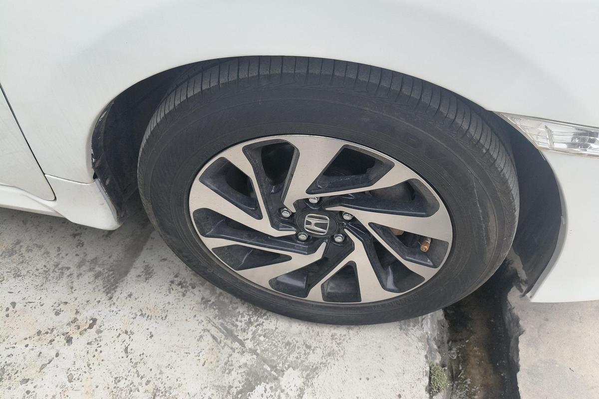 二手思域 2016款 220TURBO CVT豪华版图片5