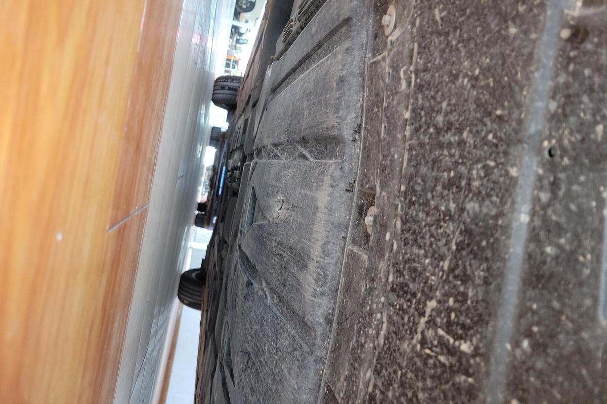 二手奔驰A级 2023款 A 200 L 运动轿车时尚版图片4