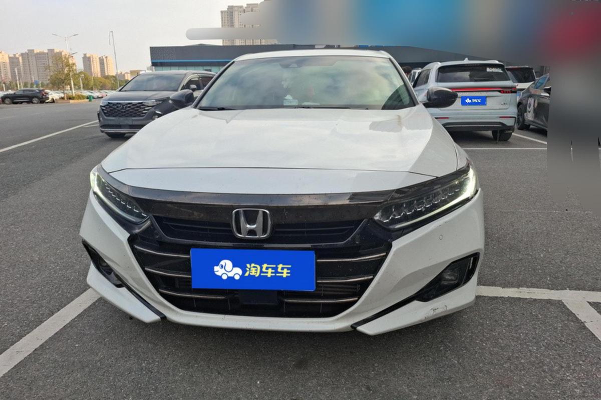 二手雅阁 2022款 260TURBO 幻夜·尊贵版图片3