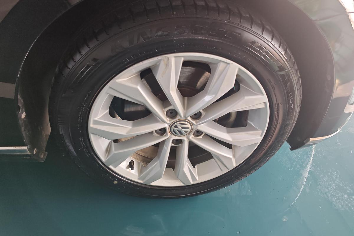 二手迈腾 2018款 330TSI DSG 豪华型图片5