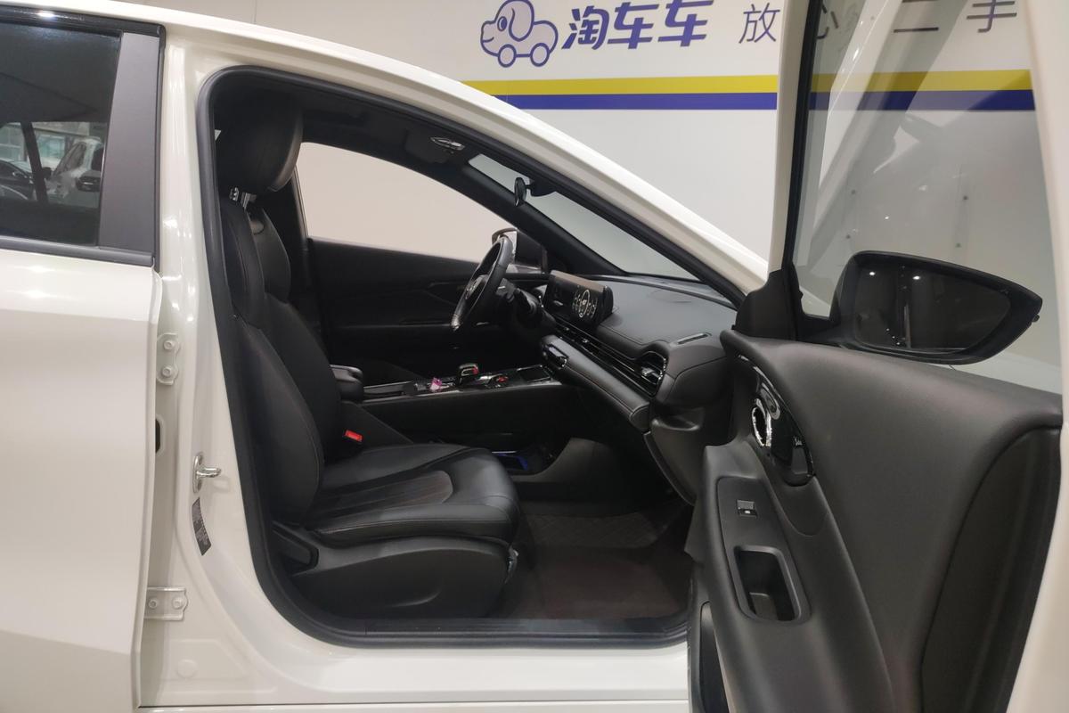 二手影豹 2023款 270T DCT J15版图片6