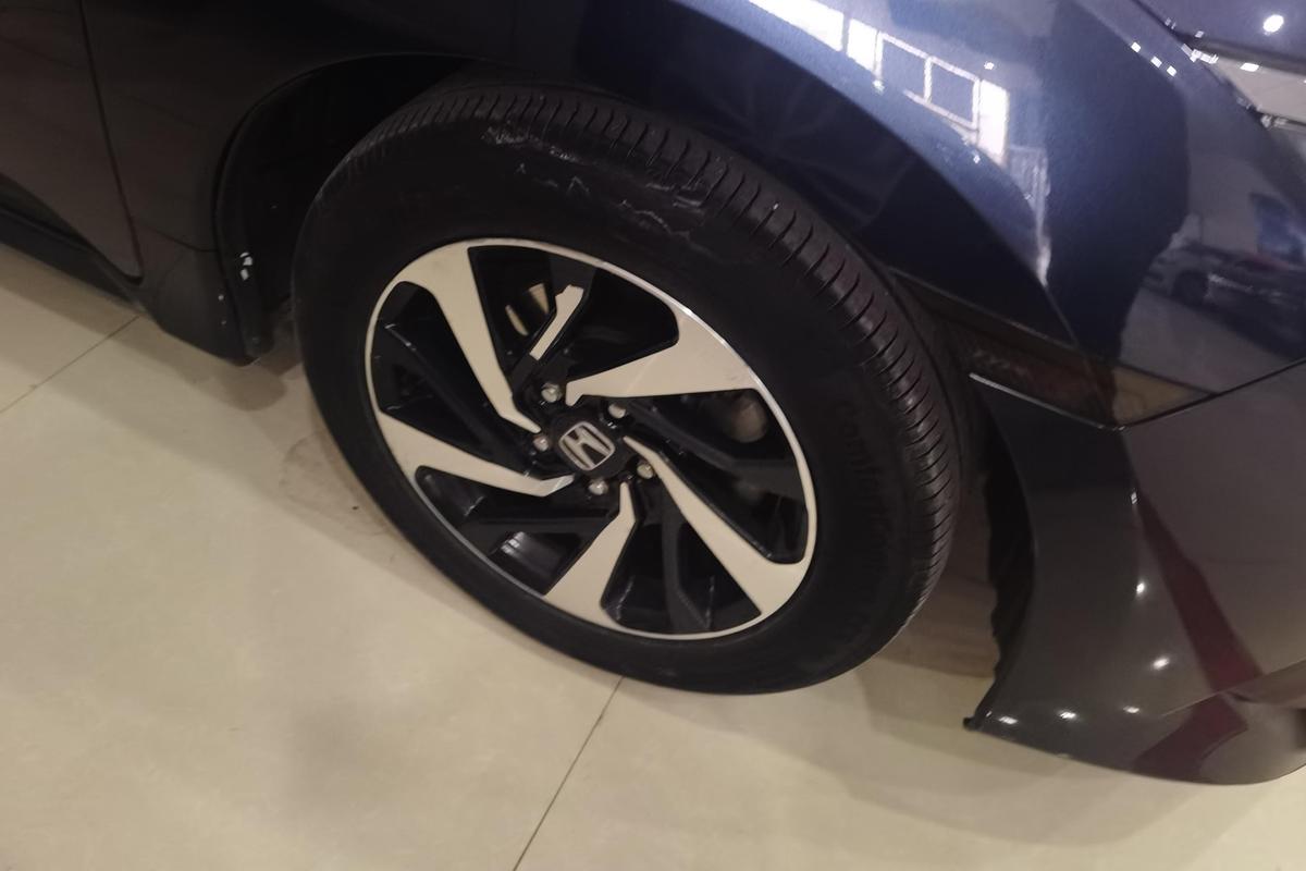 二手思域 2016款 220TURBO CVT豪华版图片5