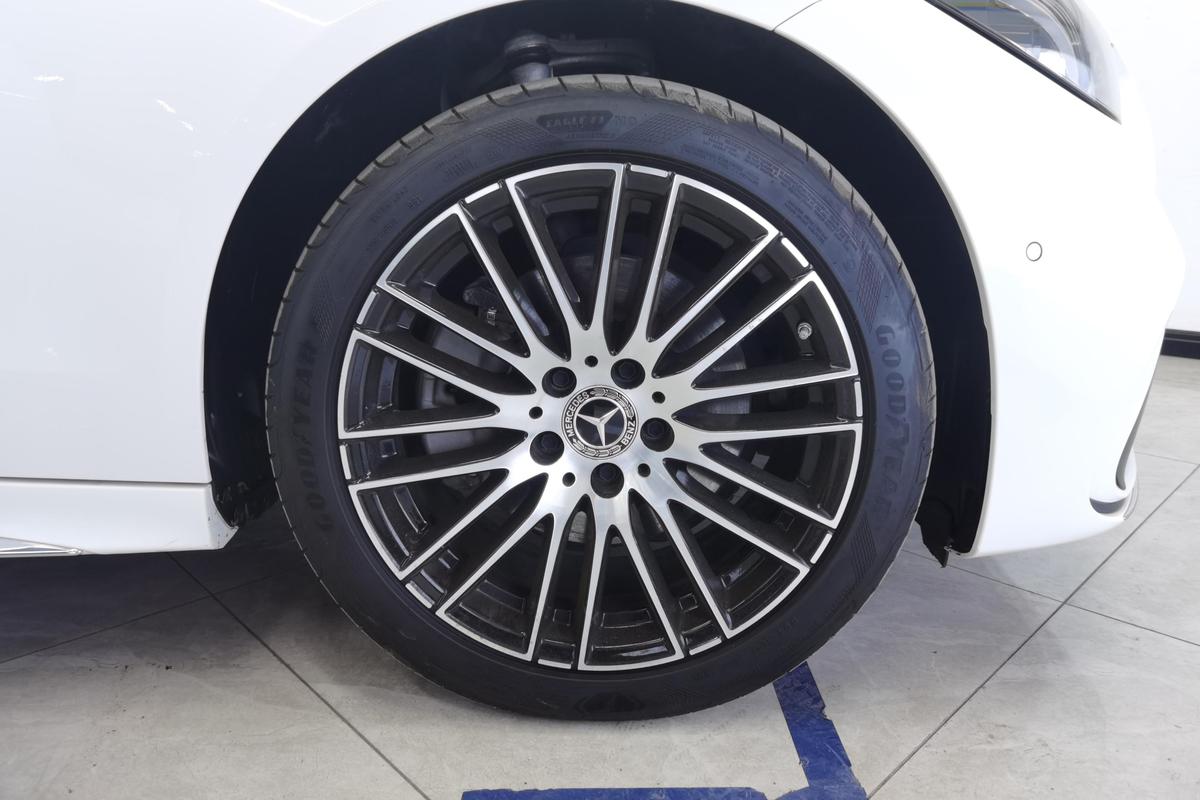 二手奔驰C级 2023款 改款 C 200 L 运动版图片5