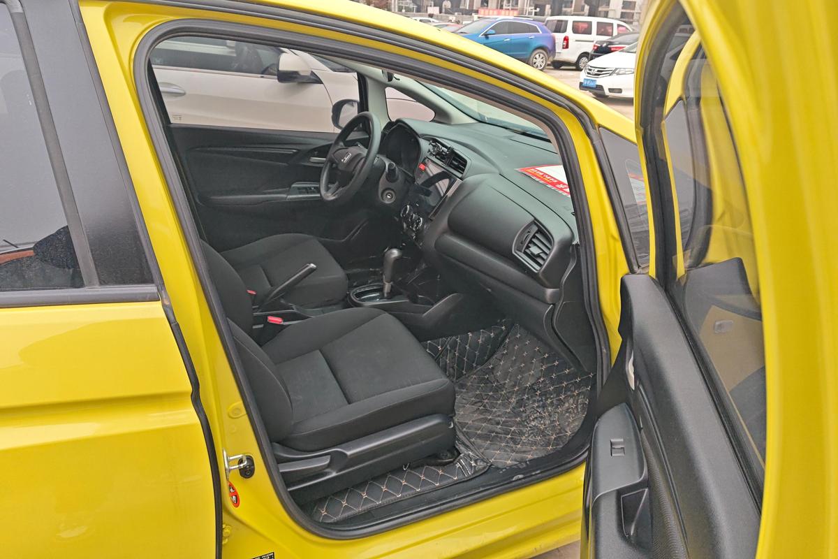 二手飞度 2016款 1.5L LXS CVT舒适天窗版图片6