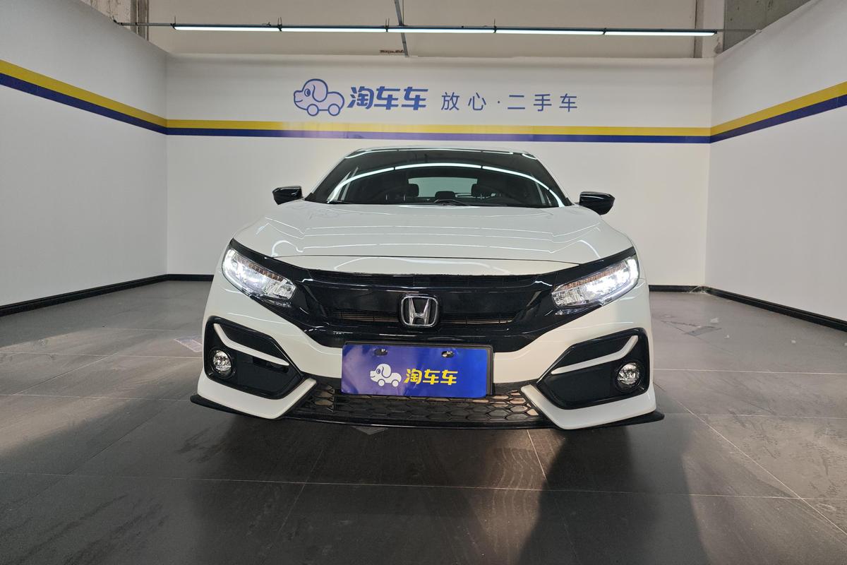 二手思域 2020款 HATCHBACK 220TURBO CVT潮酷控图片3