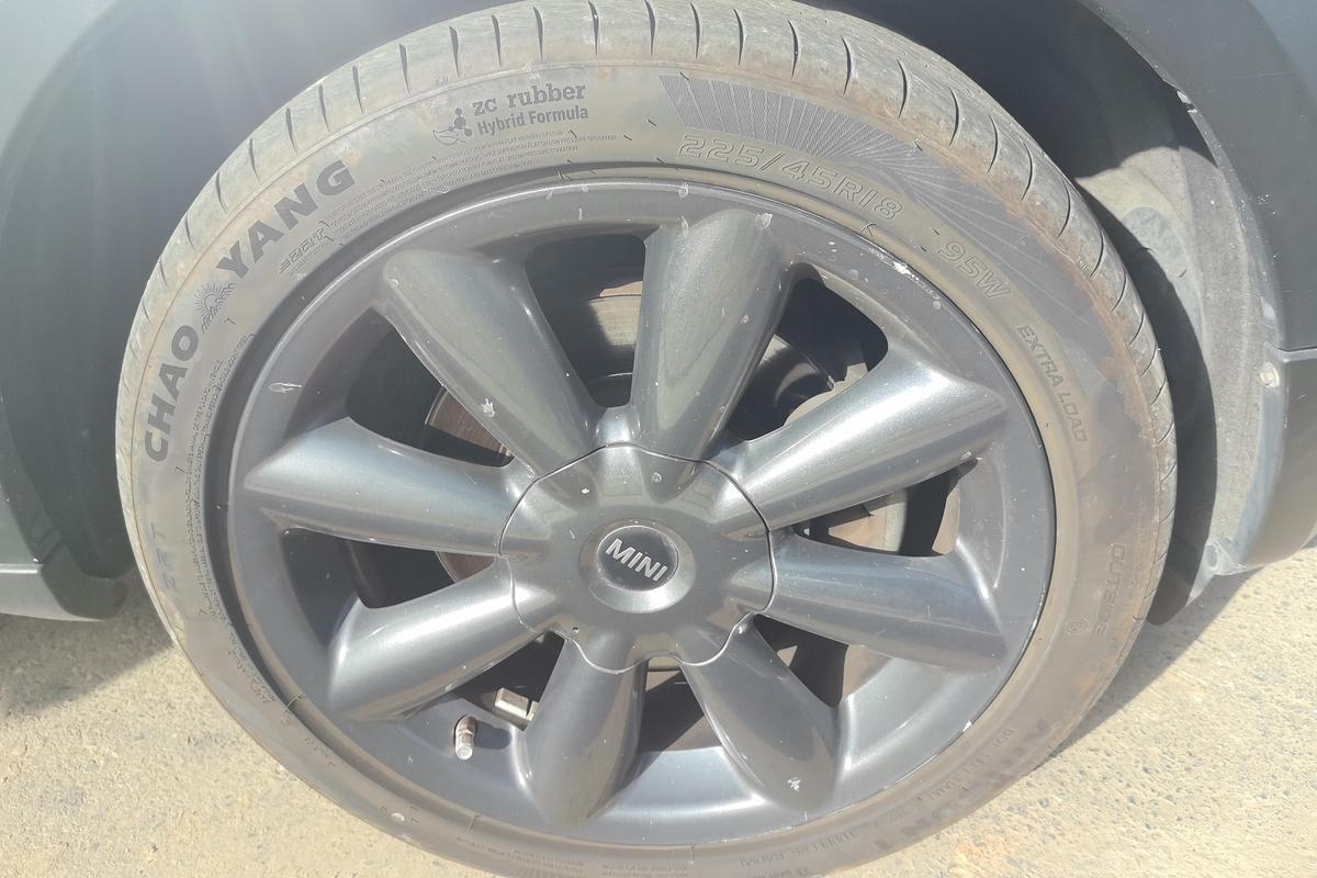 二手MINI COUNTRYMAN 2016款 1.6T COOPER S ALL4 装备控图片5