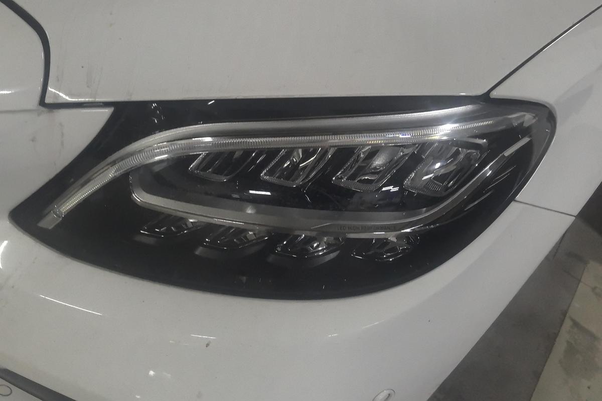 二手奔驰C级 2019款 C 180 L 时尚型运动版图片2