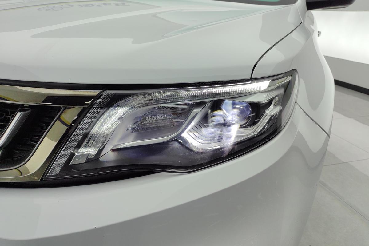 二手博越 2020款 1.8TD DCT两驱智联型4G互联版图片2