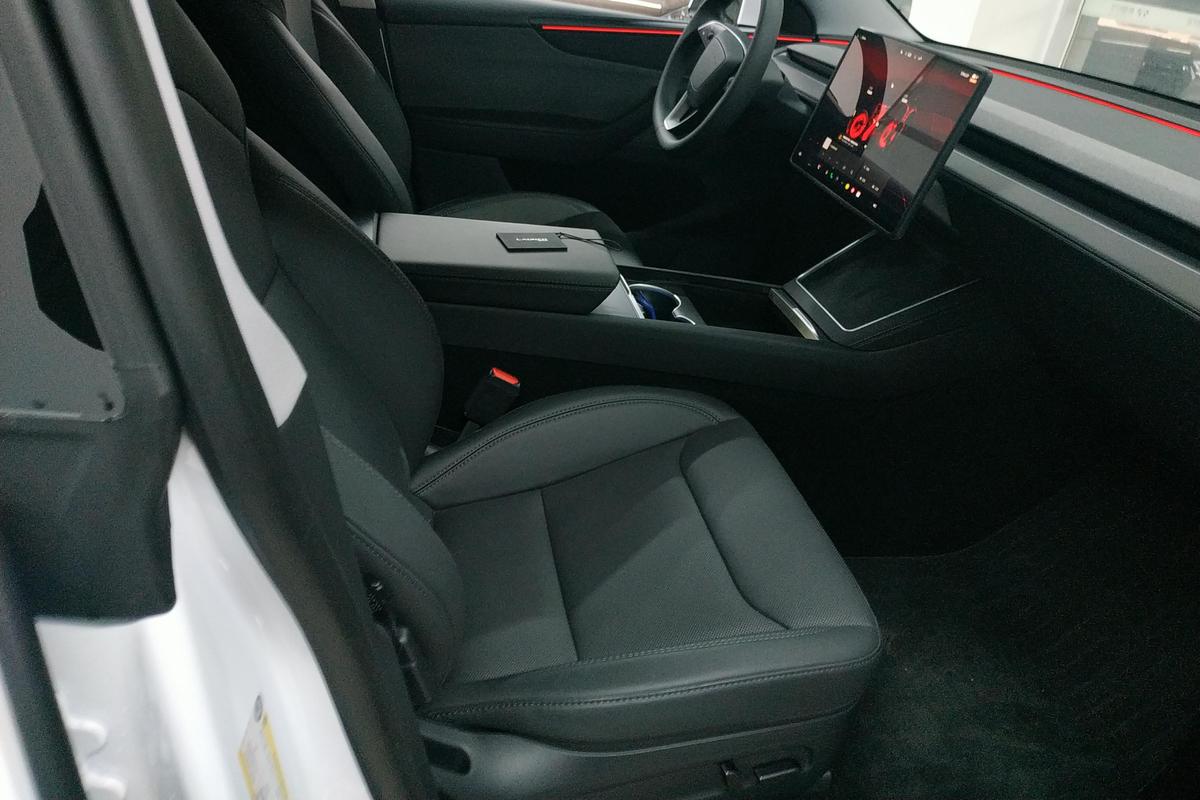 二手Model Y 2025款 后轮驱动版图片6