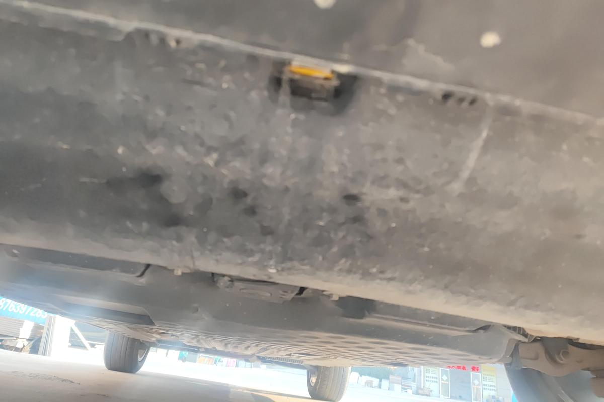 二手奔驰GLC 2020款 GLC 300 L 4MATIC 动感型图片4