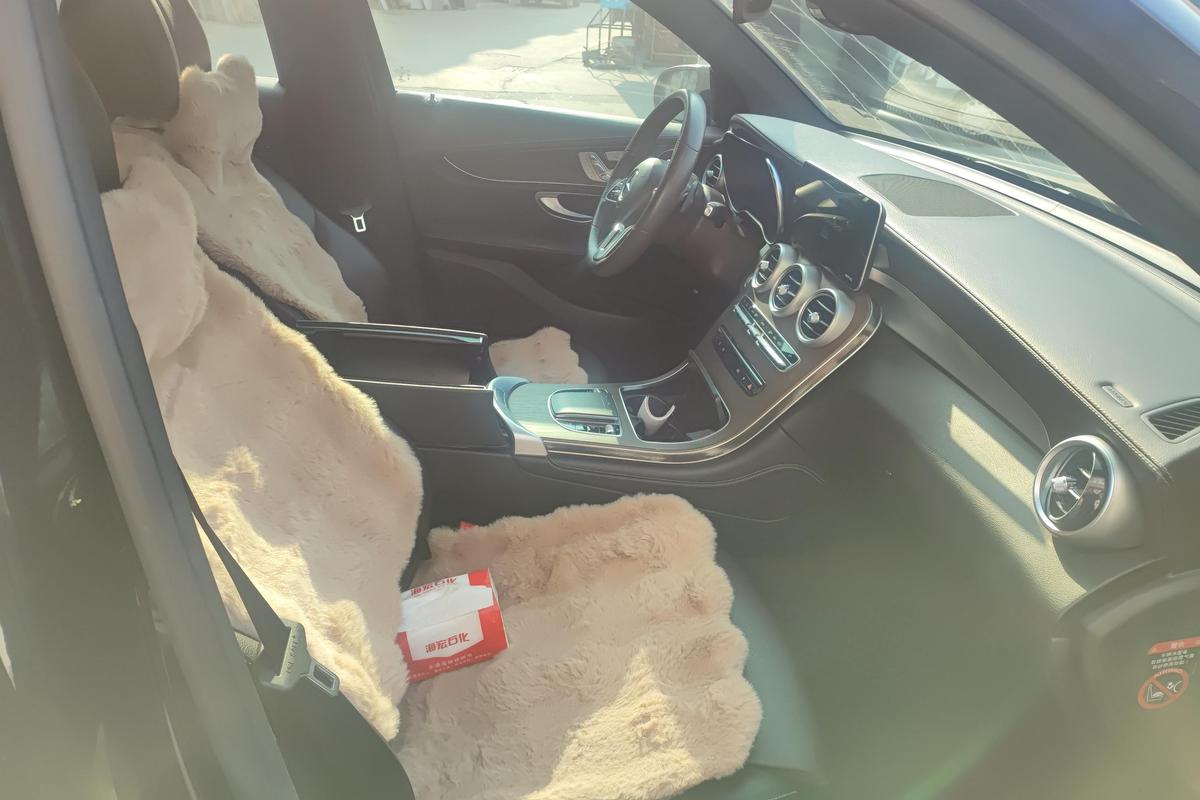 二手奔驰GLC 2020款 GLC 300 L 4MATIC 动感型图片6