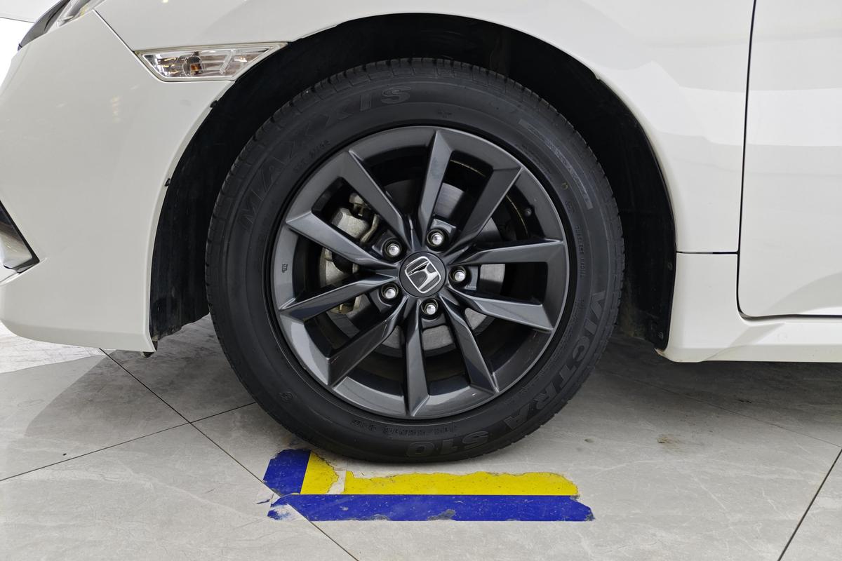 二手思域 2019款 220TURBO CVT劲动版 国VI图片5