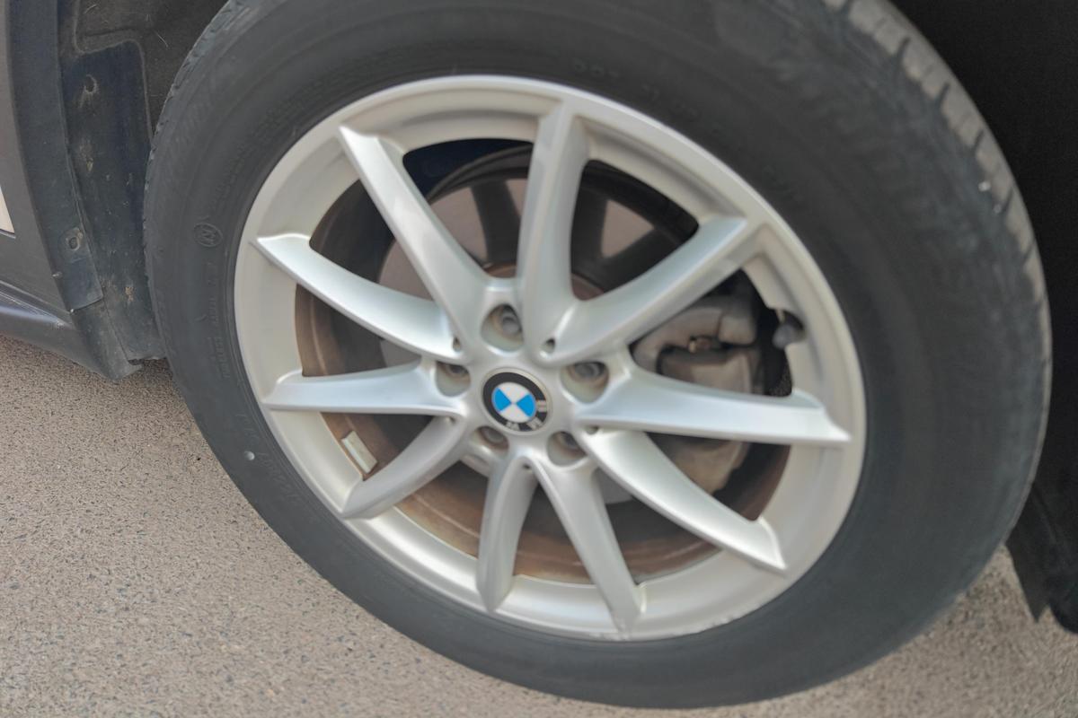 二手宝马X1 2019款 sDrive18Li 时尚型图片5