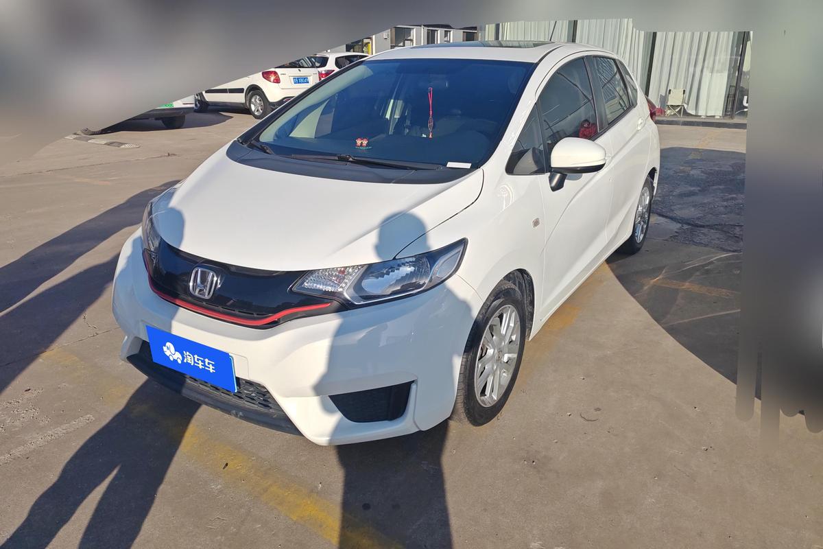 二手飞度 2016款 1.5L LXS CVT舒适天窗版图片1