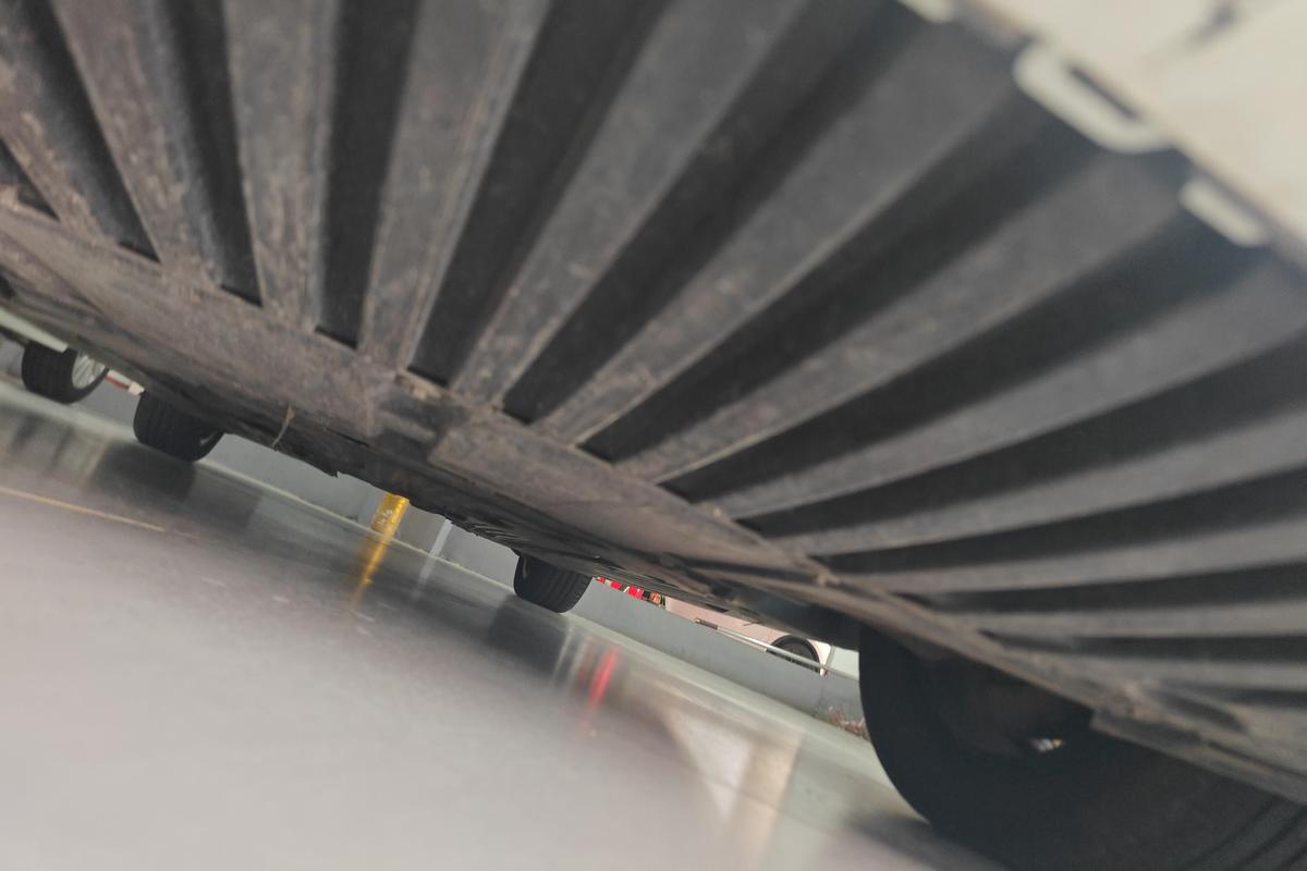 二手奔驰C级 2022款 改款 C 200 L 运动版图片4