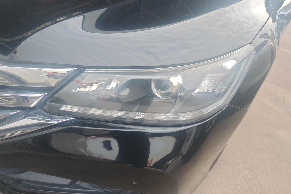 二手雅阁 2015款 2.0L LX 舒适版图片2